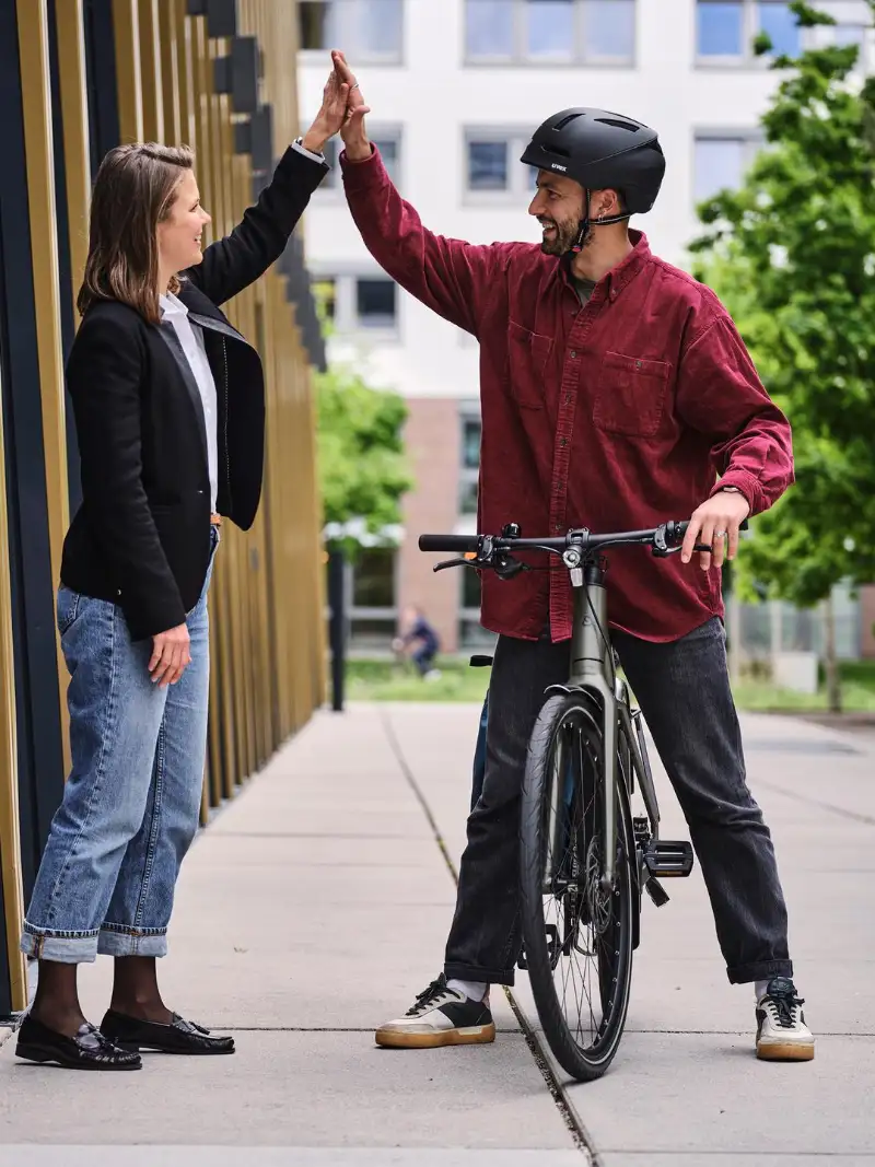 Pressebild (c) JobRad: JobRad, GLS und LOFINO bündeln Expertise zu Mobilitätslösungen Pressebild (c) JobRad: JobRad, GLS und LOFINO bündeln Expertise zu Mobilitätslösungen